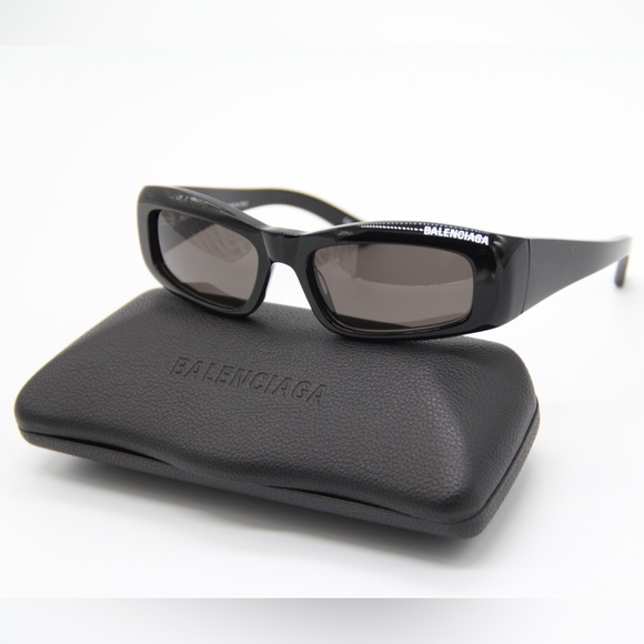 NEW BALENCIAGA BB0266S 001 BLACK UNISEX RECTANGLE BLACK BALENCIAGA SUNGLASSES - Picture 2 of 13